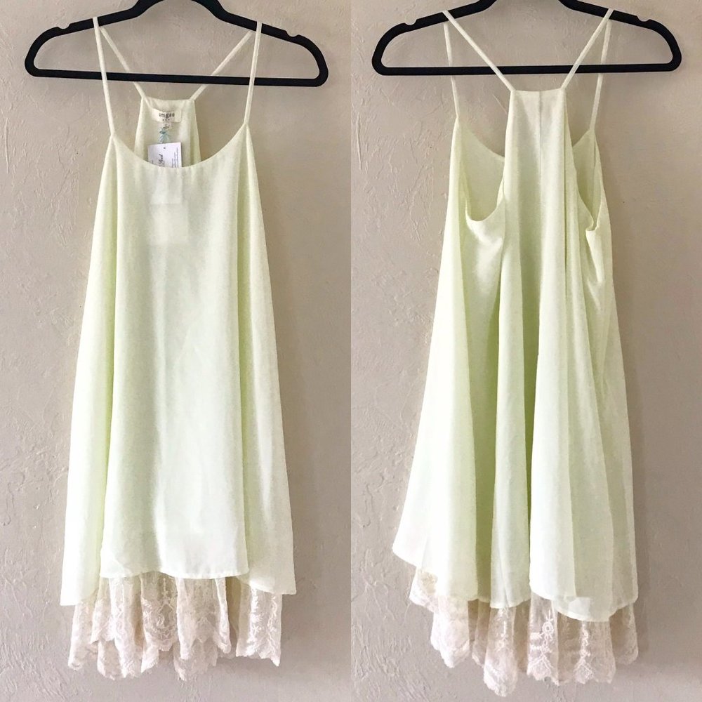 UMGEE Double Layer Lace Trim Tunic Size M